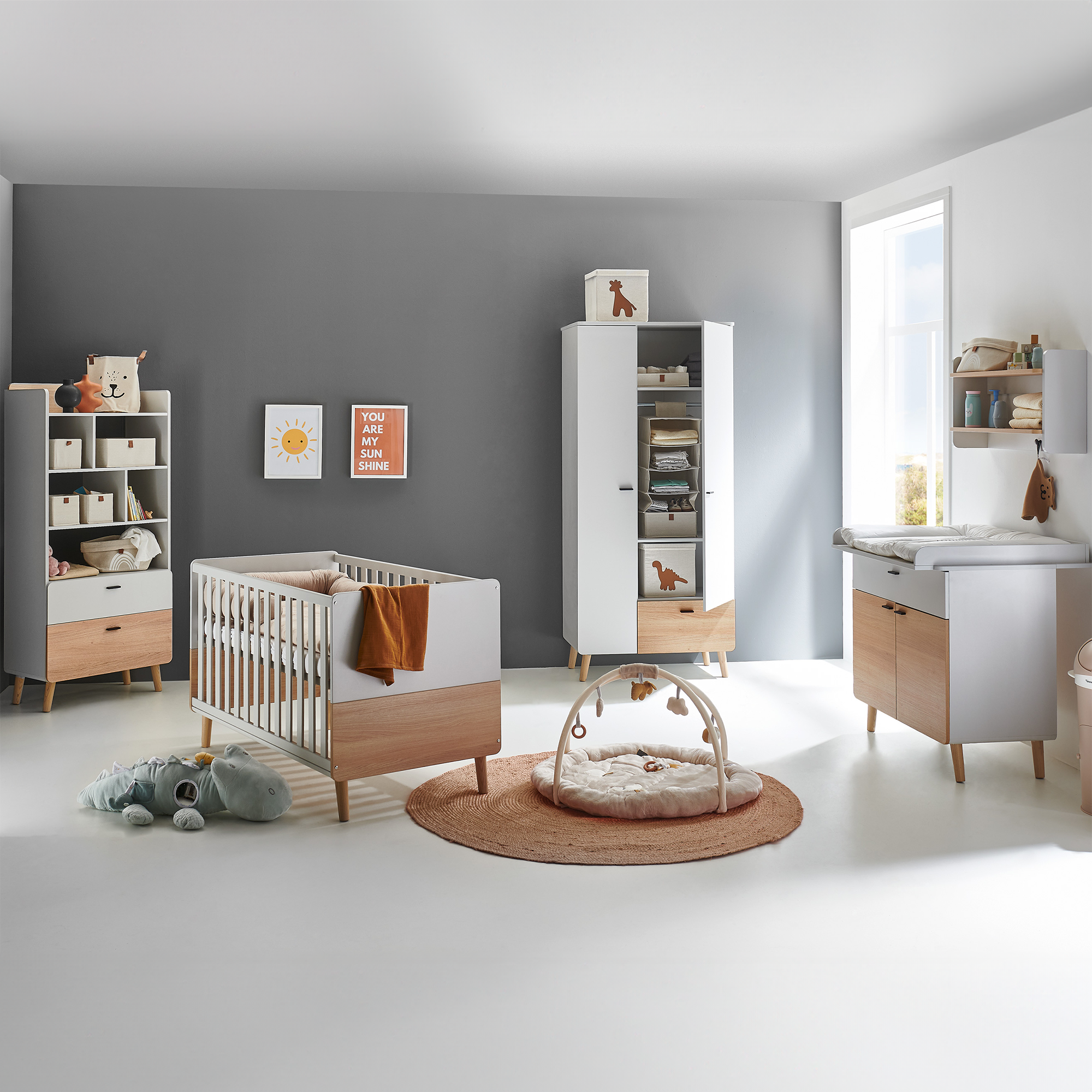 3-teiliges Babyzimmer Lovis mit Kommodenfüßen 92 cm für die schmale Wickelkommode Arthur Berndt Grau 9000000000768 1