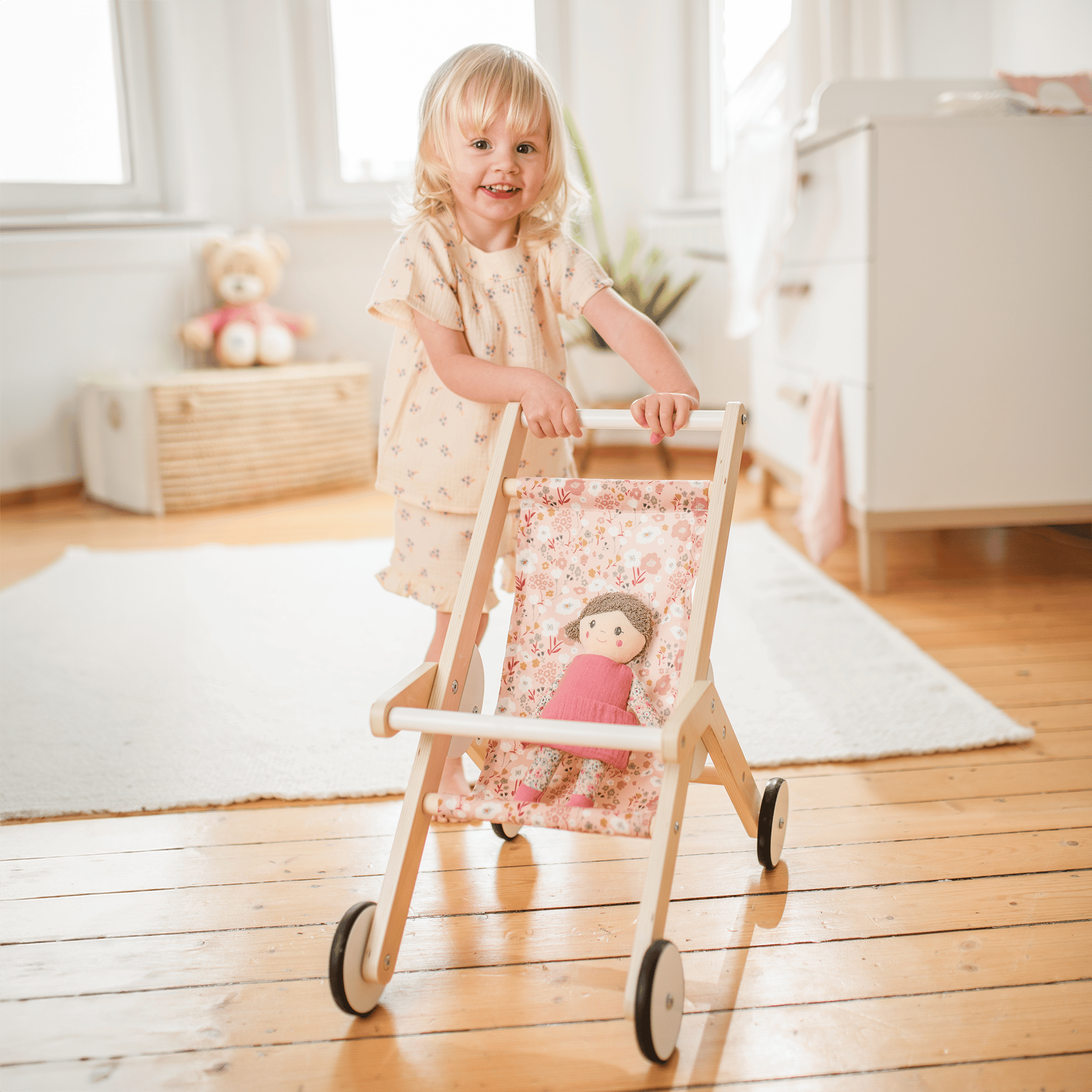 Holz-Puppenbuggy Flora LITTLE ONE Braun 2000586127601 2