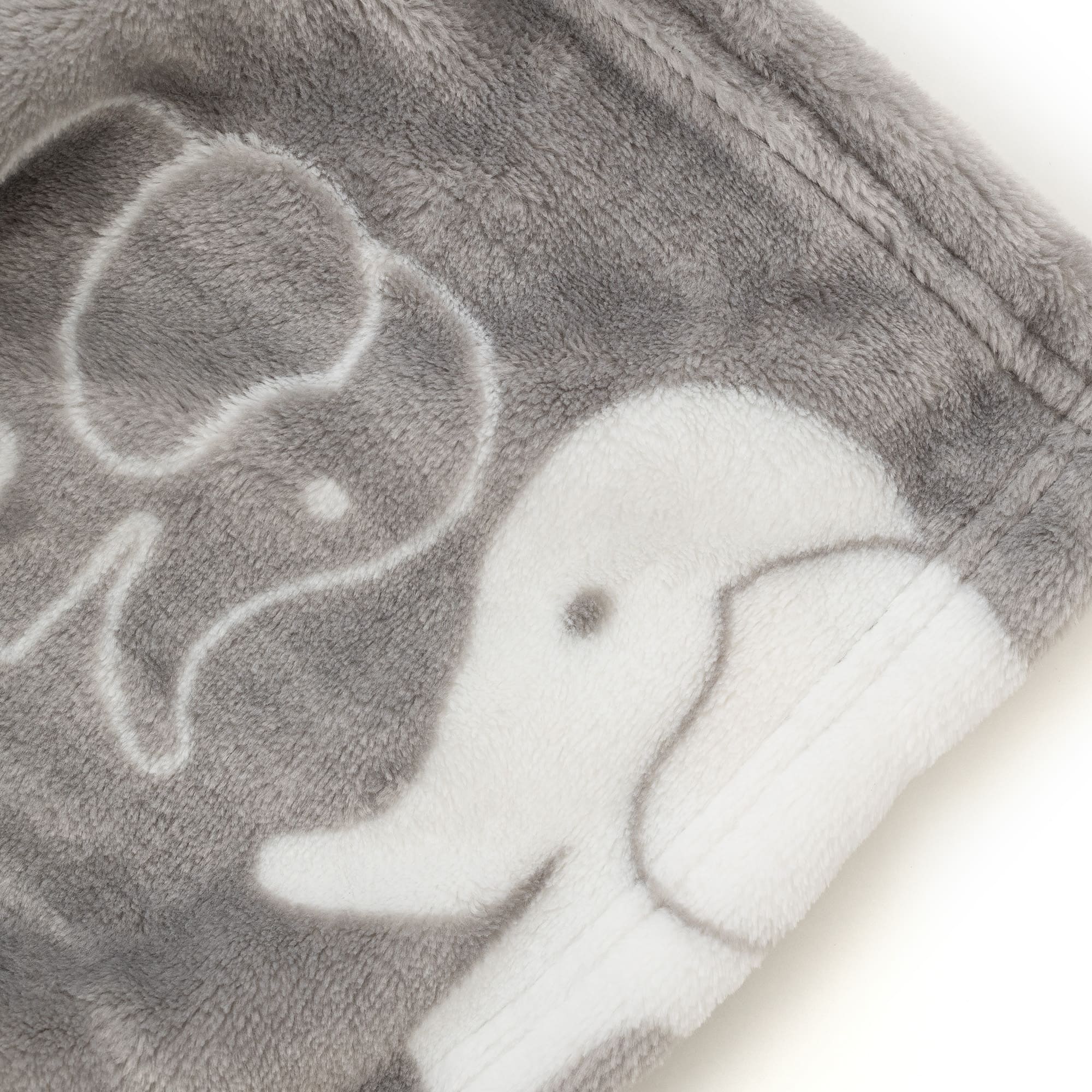 B.O. TraumZeit Flanell-Fleece Babydecke Elefant | BabyOne Weiß Winterschlussverkauf | 2024 