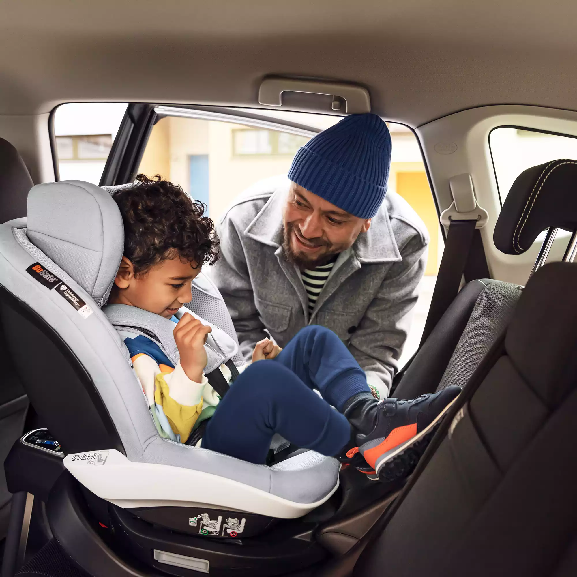 BeSafe Autositzschoner, maximale Sicherheit — Noari Kids